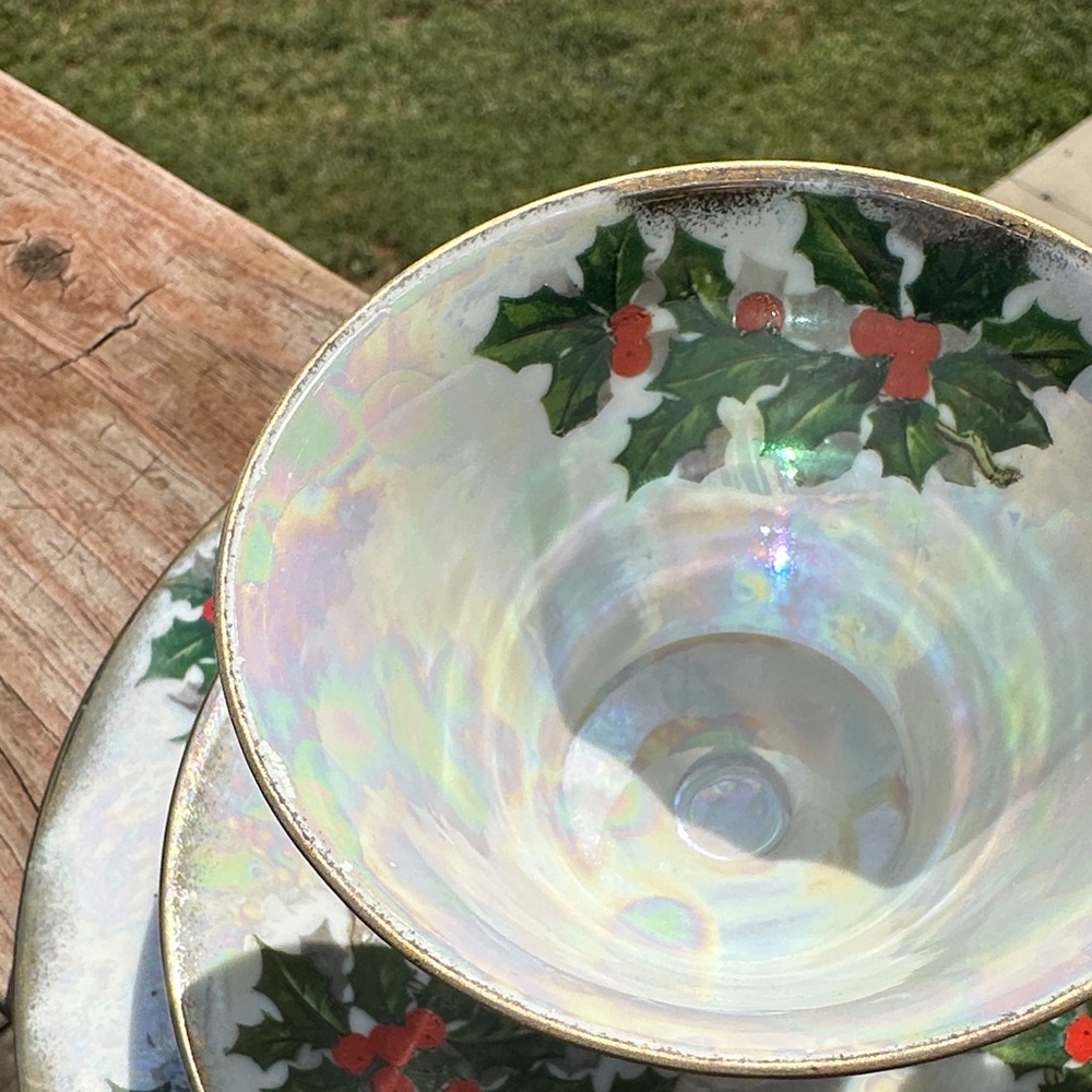 Ucagco Christmas Iridescent "December Holly" Japan Porcelain Vintage 3 pieces - Picture 2 of 8